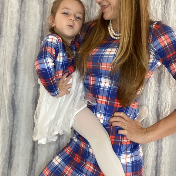 Mommy and me matching dresses. Women’s small- toddler 2T-3T. Only worn once. - Picture 2 of 2